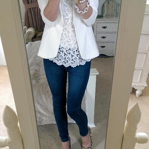 YStyleIreland's profile picture. Mom of 3. Personal Stylist. Fashion Blogger. Loves My Family, Fashion, Food, Style, Shopping, Leopard and Stripes