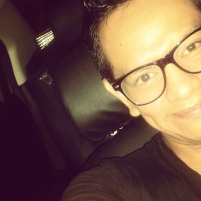 Ingeniero Comercial en Finanzas - Servidor Público. Los sueños se hacen realidad con optimismo perseverancia y fe en mejores dias :)