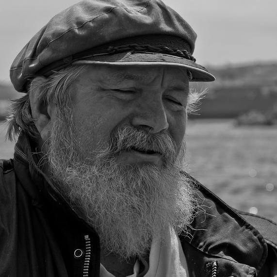 matthewlakes's profile picture. I'm an old sailor boy who's got a lot of stories to tell. I'll follow back if you're not too much of a landlubber.