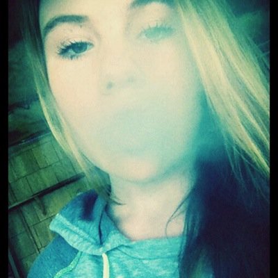 FOLLOW ME!!!! Im a fun person to be around:) i dont like drama... People can say what they want.. But say it to my face bays;) i like swimming,singing,writing