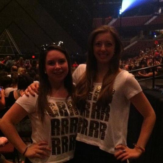 phjuno's profile picture. Canadian ; alternative music lover ; procrastination enthusiast