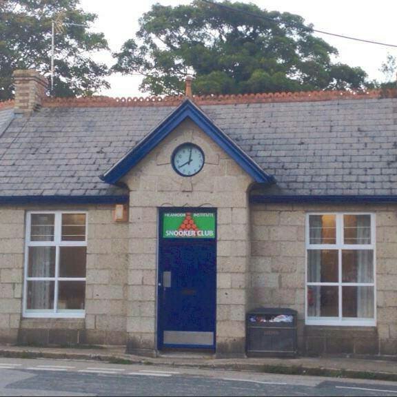 This is the twitter feed of the Heamoor Institute based in #Penzance #Cornwall. A local snooker club with around 60 members.