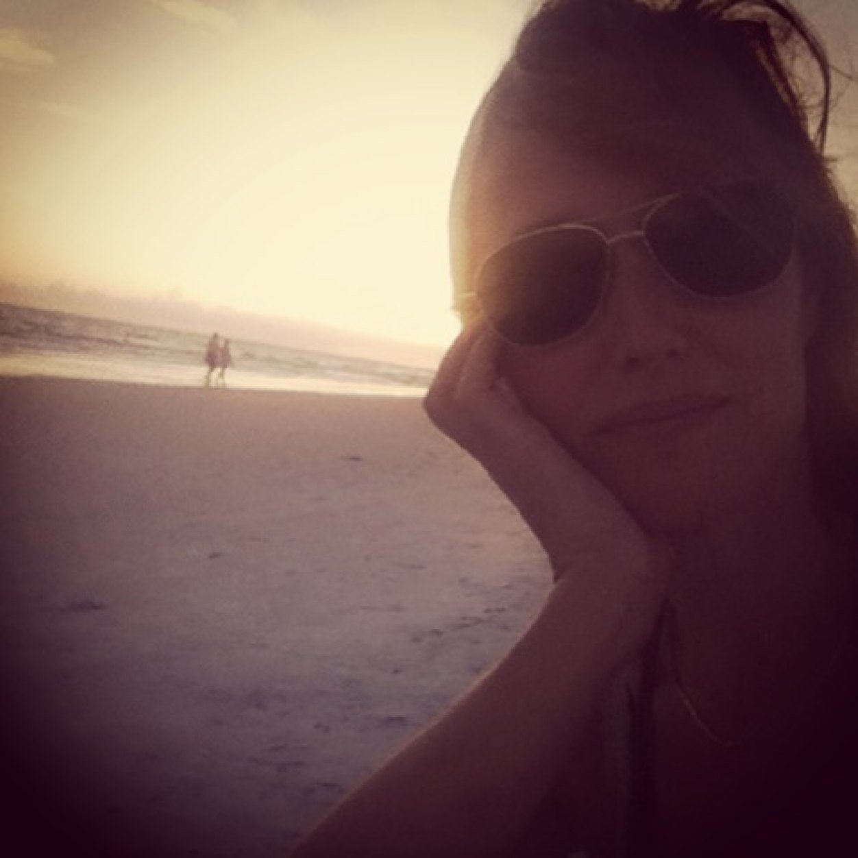 TwoBranchingOut's profile picture. mom-friend-creater-graphic designer-card maker-etsy uploader-snapfish card designer-green hopeful-happy creator, well tryin.