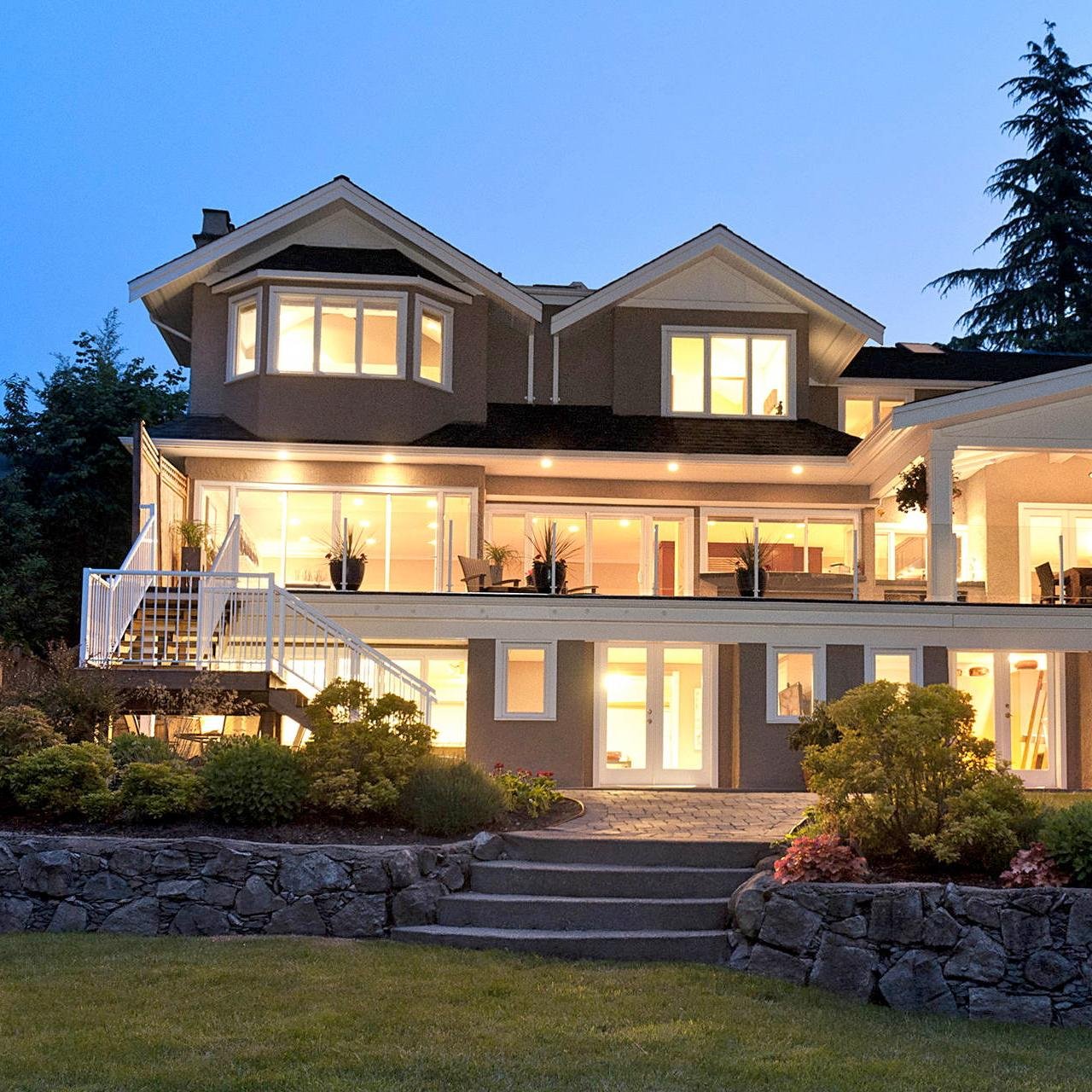 canadarealtynew's profile picture. 加拿大地产新闻,加拿大地产资讯,温哥华地产新闻,多伦多地产新闻, 内容由加西网 http://t.co/tCm2ihcDIQ 提供