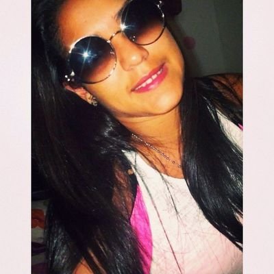 Se humilde y aunque recibas malas acciones de las personas regala siempre lo MEJOR de TI.  Ƹ♥Ƹ