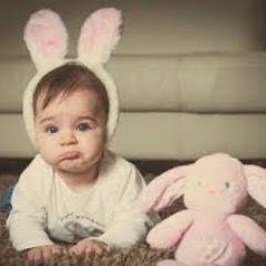 Pleciso de calinho atenxao, educaxao e muito amor futula mamae e papai cuidem bem de mim♥♥ 
#XEMFamilia e Xem Nome' Me Conquiste♥
16.09.14