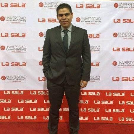 ricardovzqz's profile picture. 