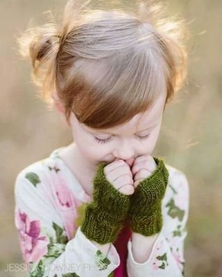 قد أكتب عن الفقد لكنني لآ أرتجي عودة أحد ...