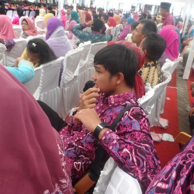 RRF_Riski's profile picture. Universitas Putra Indonesia economic accounting || ig and path : riski rusdi