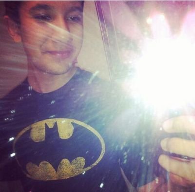 15 years old
I love Boxing
I love to Snowboard
Snapchat: Brandonlopez13