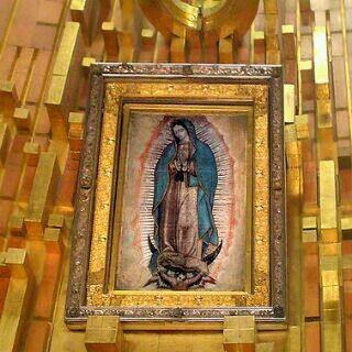 abogada mama de luis y María