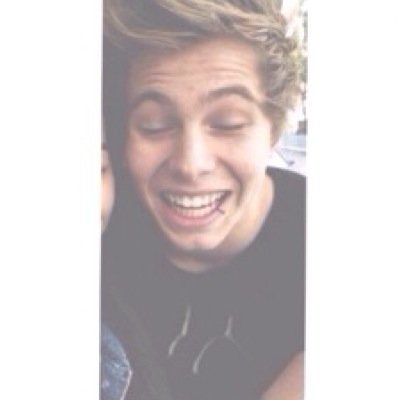 I gave you a follow so follow my main?? @allstarxstyles