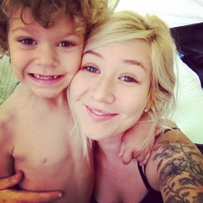 TreezCZ's profile picture. Wierd.