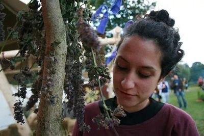 bodymindshiatsu's profile picture. Shiatsu practitioner, playworker, medical anthropology question asker, writer, art maker.