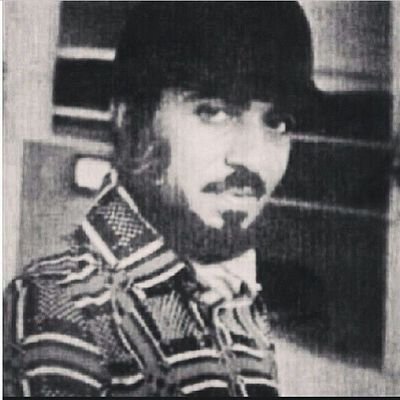 عماني وافتخر اني من شعب قابوس