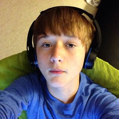 hi everyone go check out my youtube its carsonpie please subscirbe for more videos each day