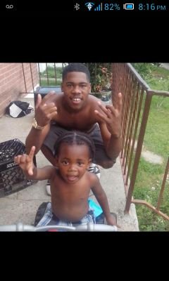 Nottingham(Murda Ave) Free Tezzi , Free Bloody , Free CarJack , Free Wild Follow My Bestfriend @MoeBae_