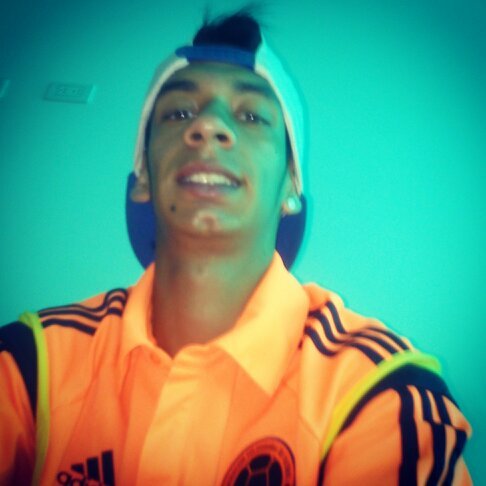 El Fútbol Corre Por Mis Venas Gracias Dios Por Tantas Bendiciones DiosFutbol♥Washapp 321 640 8338 BBM: 79EE166F intagram:Estebantrujillov♥