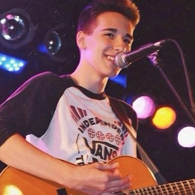 FOLLOW @wordwhitesides