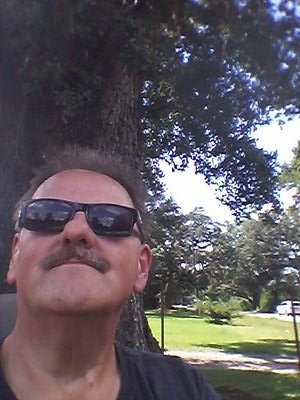 BezetDarrell's profile picture. Here I am where are you romans 8.v1 2 &3