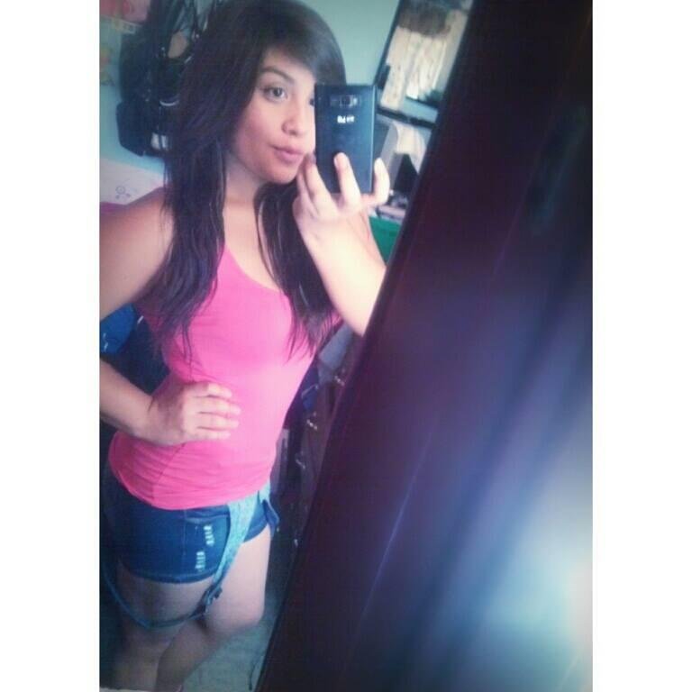 ElyMtz10's profile picture. Solo me gusta escuchar Musica, NO mentiras Ü