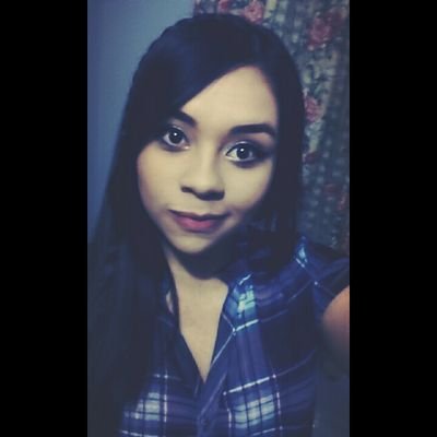 permaneceré en la cima del comienzo 
Porque no soy una palabra, no soy una línea 
No soy una chica que cualquiera puede definir
