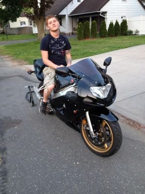 stevegalea518's profile picture. Singer // Songwriter // Acoustic Enthusiast 
MakeMusic™