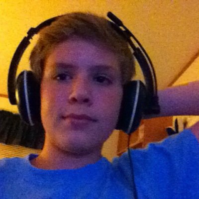 hello i am a gamer that like to live stream game for you guys and i stream 3h a day now and if you can help me in any way follow my twitch