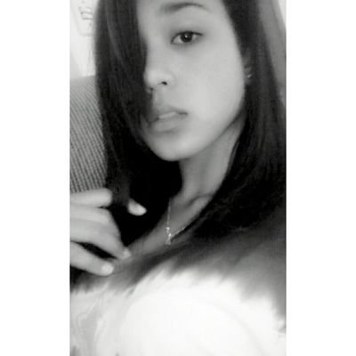 Me provoca, me tenta depois sorri e me desvenda.