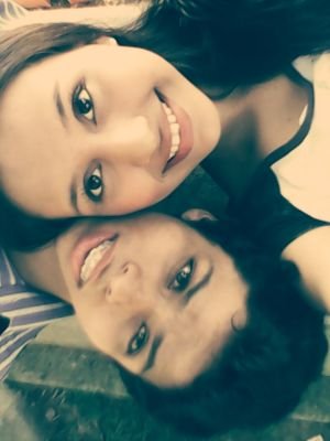 jennimibile's profile picture. jenni