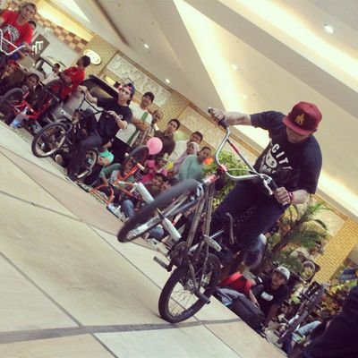 YunfianRivand's profile picture. I am a BMX Flatlander, i'm riding for MegatechBMX, MED, AbabilNeverStar, ArtmanisCloth, DHWNapparel, WarmBMXTeam, Suck'sThisCrew
