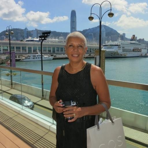 elfdesignsweb's profile picture. 