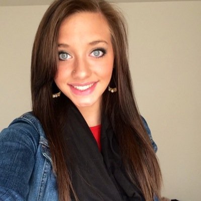 Maddi_Charles's profile picture. Put out the sun when you love someone ❤