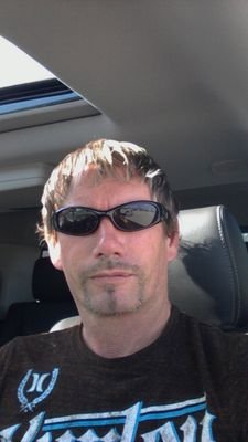 RiSloan Profile Picture