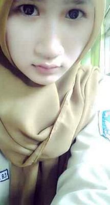 MayasariDevina's profile picture. 