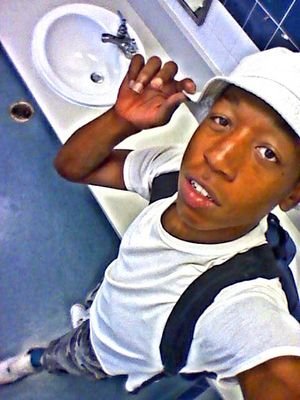 Dont Trust These Hoe's They For EveryBody.