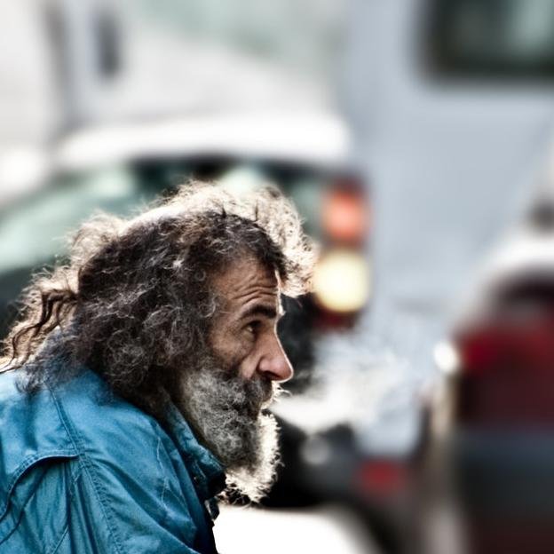 Que ninguna Persona Sin Hogar pase frio este invierno! Dona, RT y nos estarás ayudando a paliar el frio que pasaran las Personas Sin Hogar.