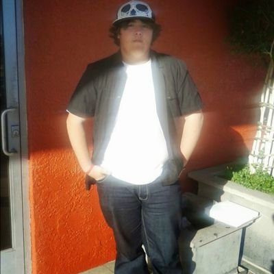 Love anime playing video games and listen to rock music