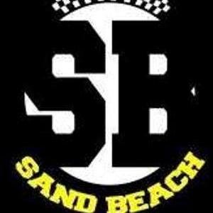 sand beach adalah sekumpulan anak2 ska steady yang ingin mencoba sukses di jalan sederhana