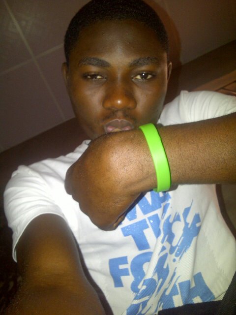 Eifedayo's profile picture. I AM NOT simple, I am not just anybody, I am myself, easy going, love smiles, books, talk much amidst understanding, always happy because i'm of peace.