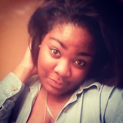 - iM Chelsea :) #SiNGERR #PiANO_PLAYERR #ARTiSTiCABiLiTY #FASHiON_DESiGNER #GEMiNi #BE_nice_N_FollowMe