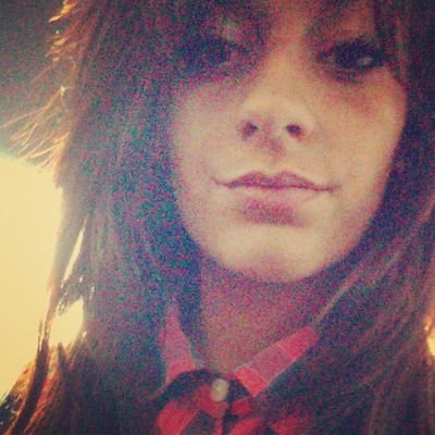 LodlySantos's profile picture. Avec la faim je suis parti de rien je voulais (je voulais), voir le monde donc j'ai volé #LaCrim 3