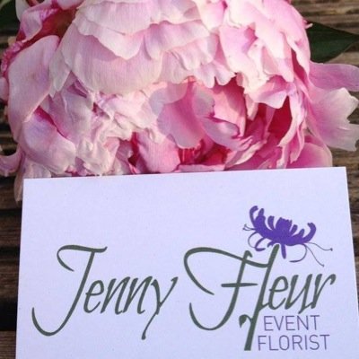 Freelance #florist, bespoke flowers for #weddings and events #natural #vintage. all round country bumpkin, love horses, walking, gardening, #livingthegoodlife