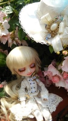 ぺんぎんどう。
主に11・40・30cm(1/6)前後サイズのお洋服を仕立てているららこです。人生の最推しは、お服。
こちらはショップ垢。

FC2ｶｰﾄ 辺銀堂https://t.co/fuRIZrrbtd

タグ→#辺銀堂服