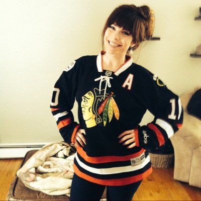 Mom to and obsessed with fur-children Ron, Neville and Tonks. Harry Potter fan (obvi). Wine lover. #Blackhawks fan!