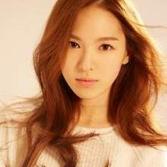 @girlsroomrp 94-er red velvet's vocalist