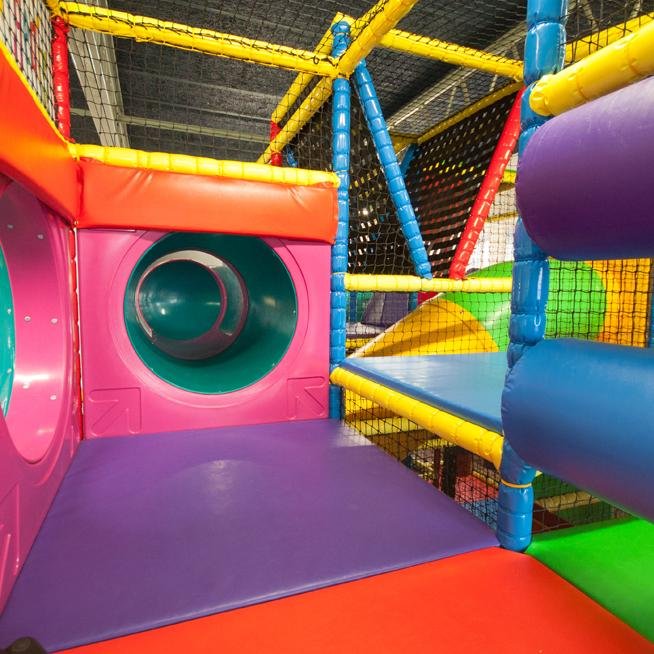 Soft play centre for children ages 0-12 yrs with cafe #Barmouth #Gwynedd all weather indoor play area.