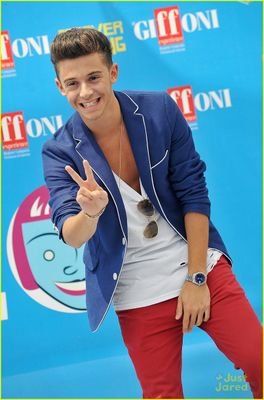 ruggerosmile_'s profile picture. Tra tutti i modi per essere felice io ho scelto te ❤️.@_ruggero ❤️.♡                     Lodovica e Ruggero. ♡Tra le braccia dei miei idoli.♡