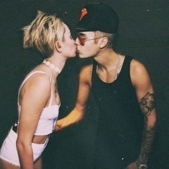 swaggyftmileyy's profile picture. mundo de hipocritas bastardos.{@swaggyftmiley}