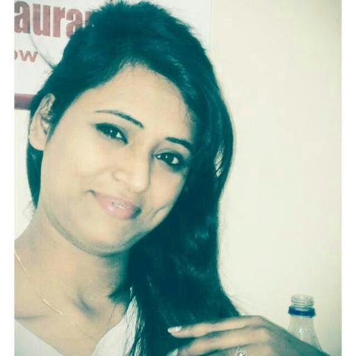 Aru231's profile picture. self employeed